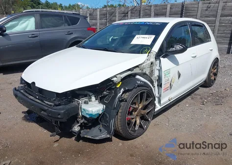 2015 Volkswagen Golf Gti 2.0T S 4-Door из США, поврежденный, VIN 3VW5T7AU0FM098957